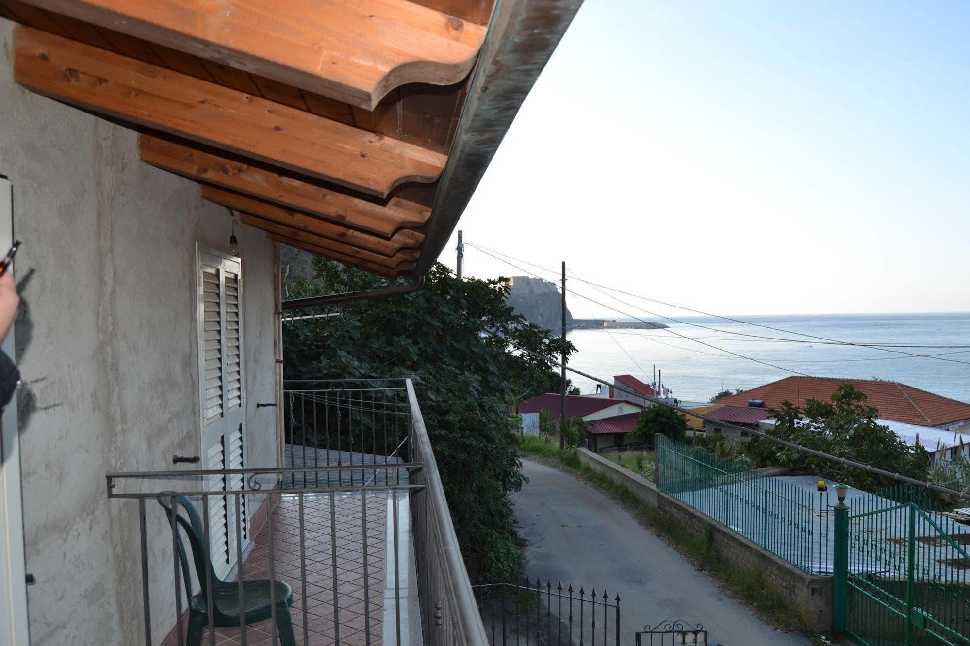 B&B Villa Chianalea Scilla Exterior photo